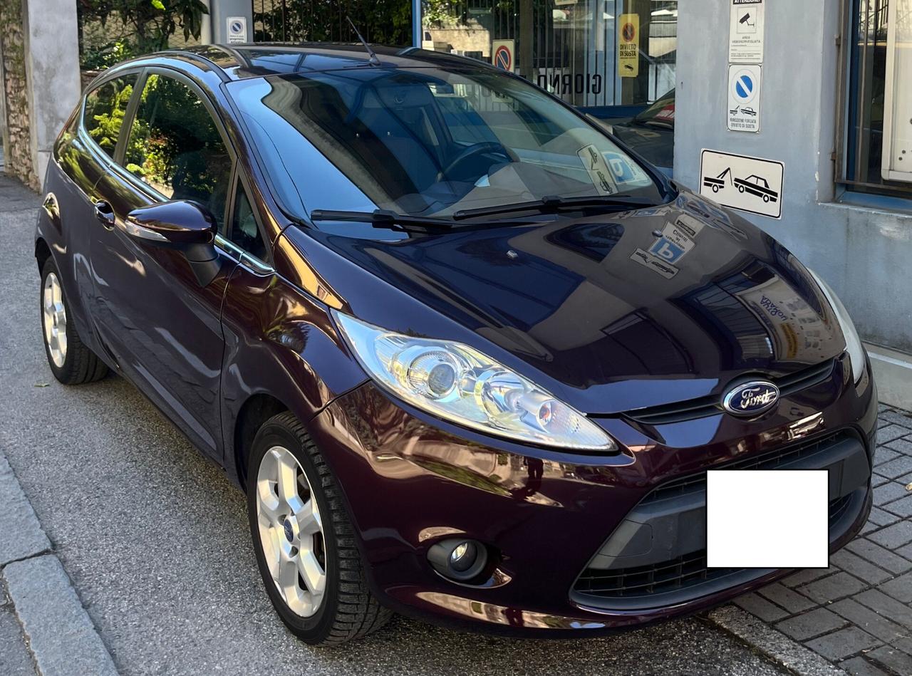 Ford Fiesta - 1.4 - 3 porte Bz.- GPL Titanium - Anche per neopatentati