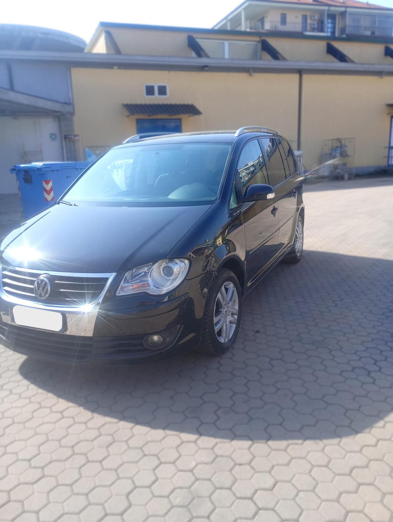 Volkswagen Touran 1.6 Trendline Bifuel G
