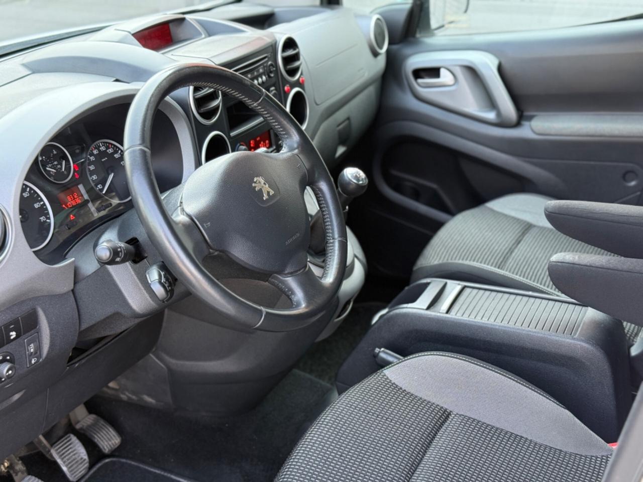 Peugeot Partner Tepee 100cv Outdoor