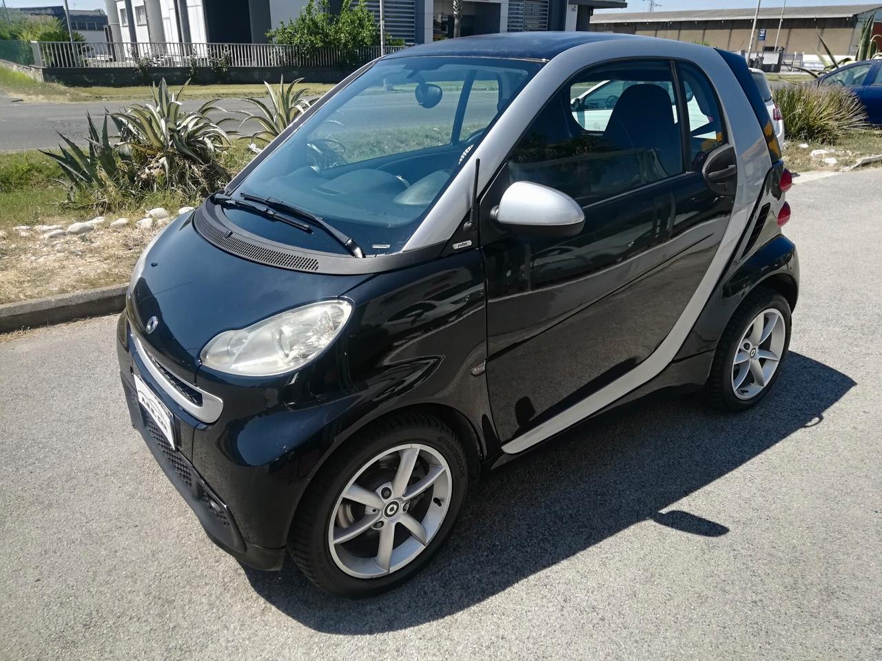 SMART - Fortwo - 800 40 kW coupé pure cdi - ADATTA NEOPATENTATI