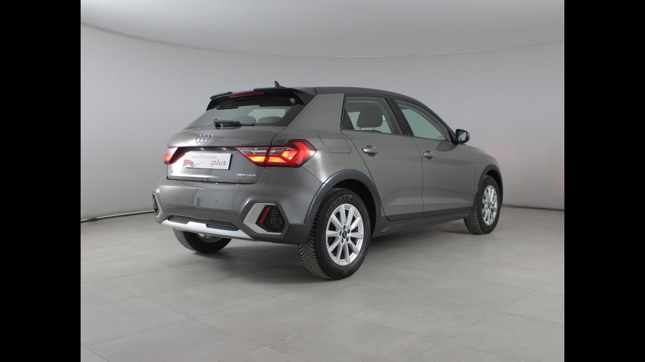AUDI A1 II 2022 allstreet - A1 allstreet 30 1.0 tfsi 110cv s tron