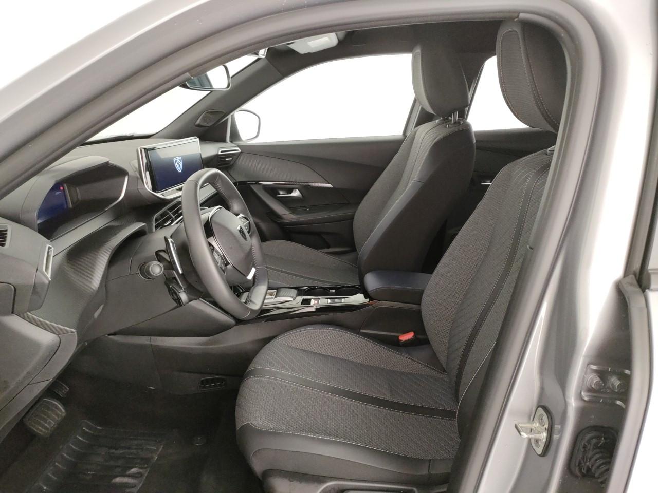 PEUGEOT 2008 1.2 hybrid Allure 145cv e-dcs6