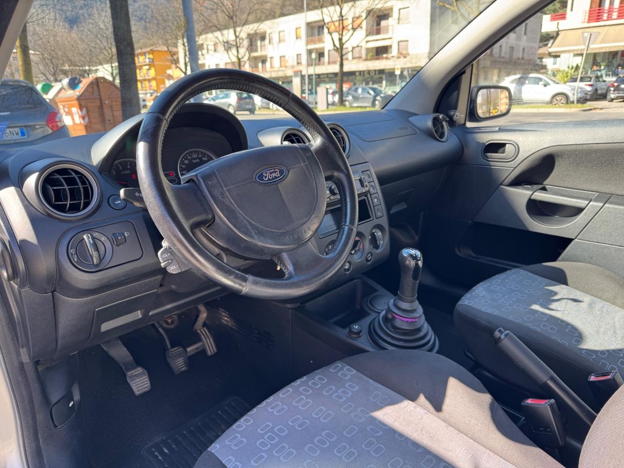 Ford Fiesta 1.2 16V 5p. CINGHIA NUOVA - OK NEOPATENTATI