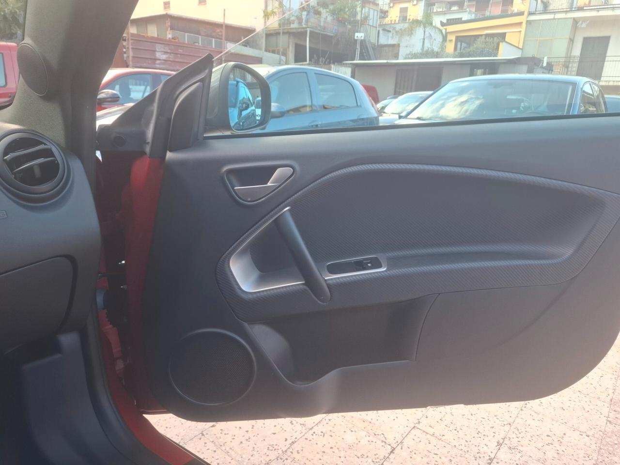Alfa Romeo MiTo - 1.3 JTD, clima, cruise, pano, pelle, navi, 16"