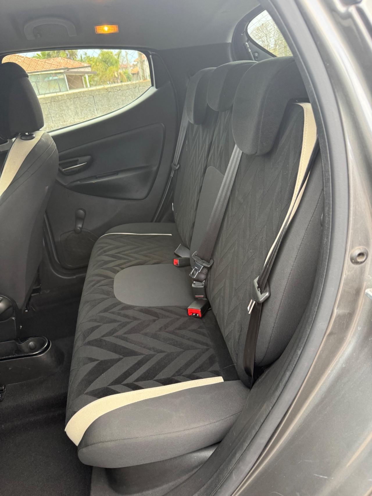 Lancia Ypsilon 1.2 69 CV 5 porte GPL Ecochic Gold