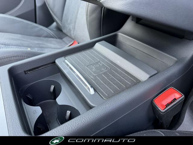 AUDI Q5 SPB 40 TDI quattro S tronic Identity Black MATRIX