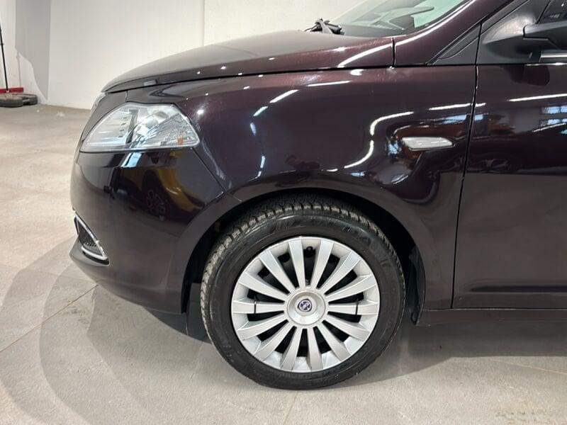Lancia Ypsilon 1.3 MultiJet 95cv Silver