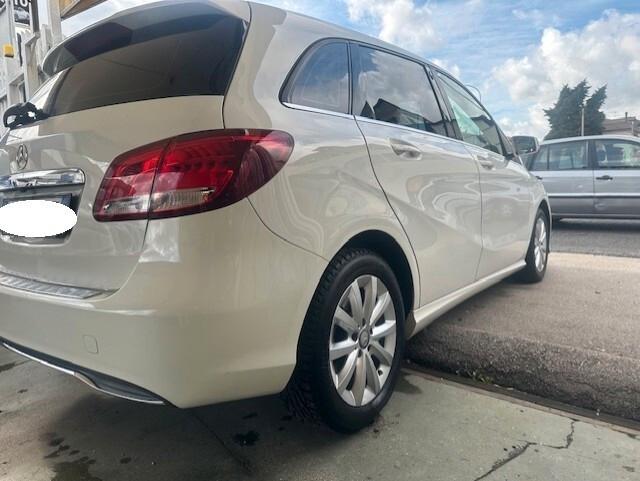 MERCEDES CLASSE B SOLI 112 MILA KM