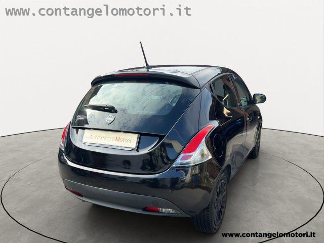 LANCIA Ypsilon 1.2 69 CV 5 porte S&S Black and Noir