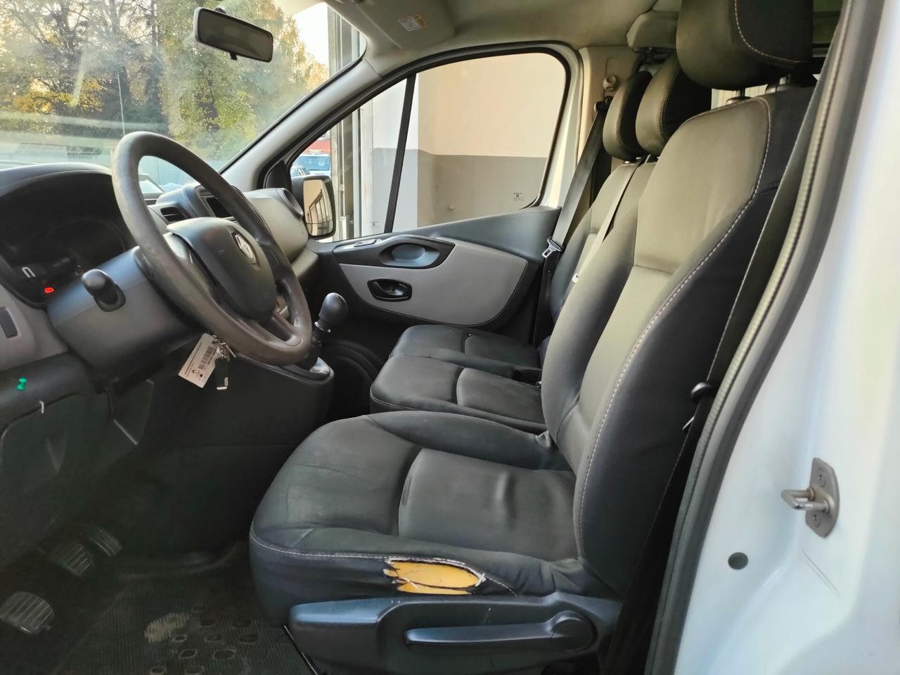RENAULT TRAFIC 1.6 DCI - 9 POSTI