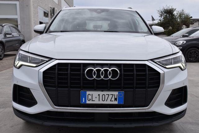 AUDI Q3 35 TDI S tronic Business Advanced
