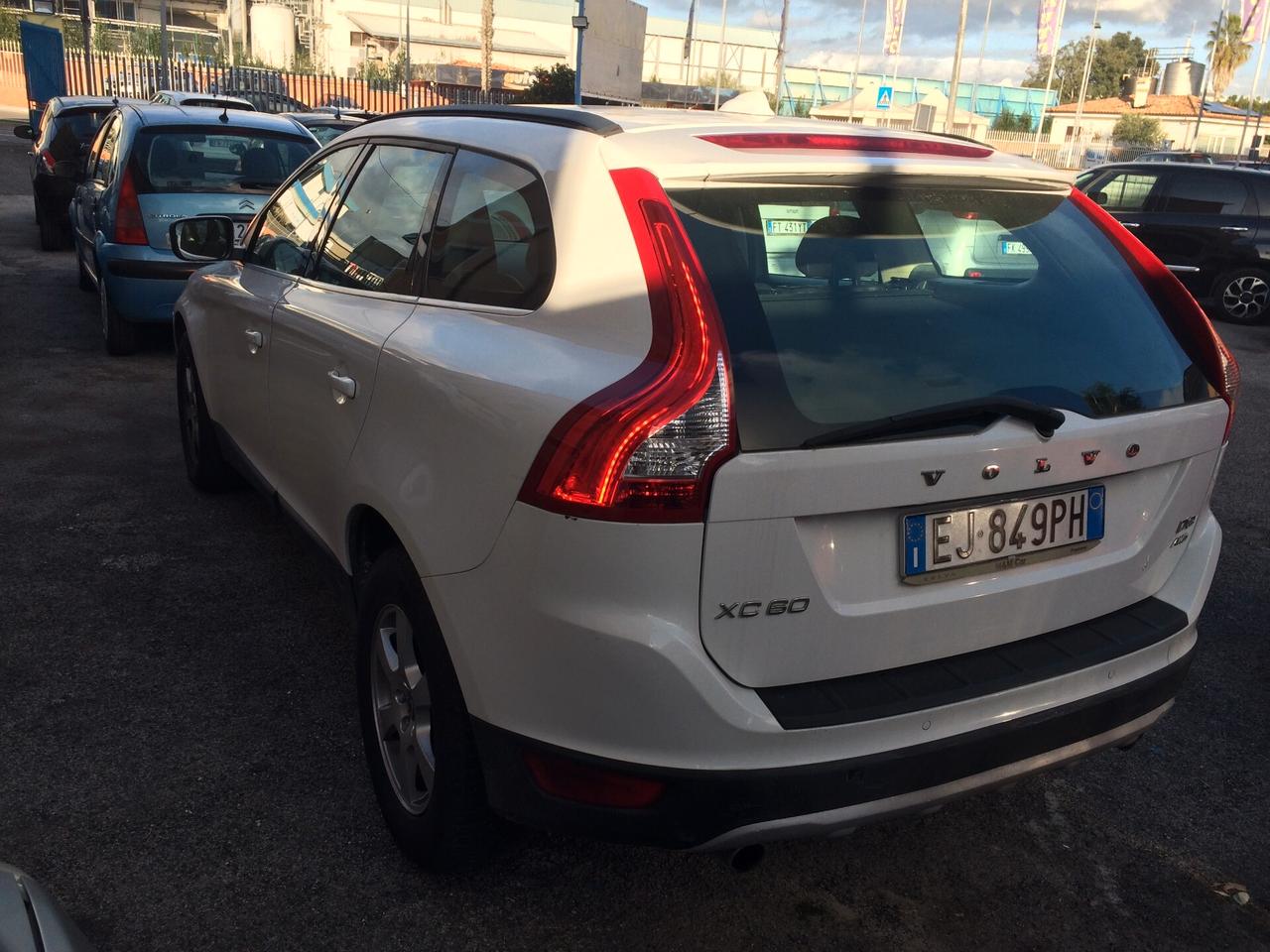 2011 Volvo XC 60 XC60 D5 AWD TAGLIANDATA !!