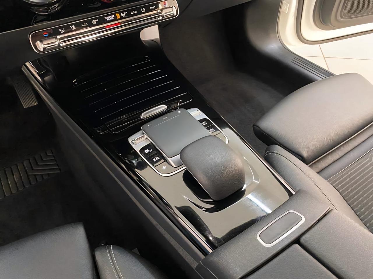 Mercedes-benz Classe A 180 d Automatic Sport Night Edition 2022