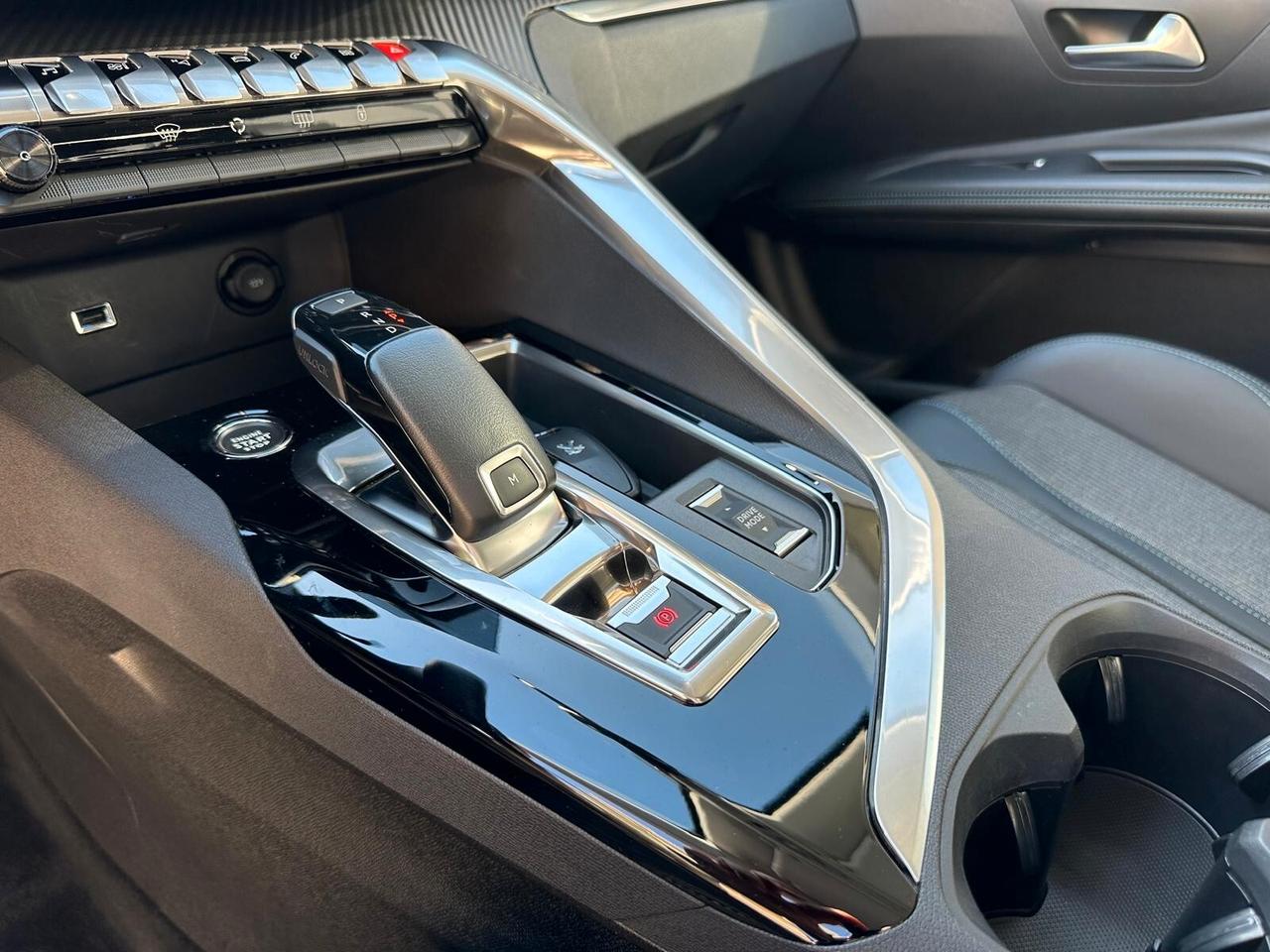 Peugeot 3008 BlueHDi 130 S&S EAT8 Allure Pack