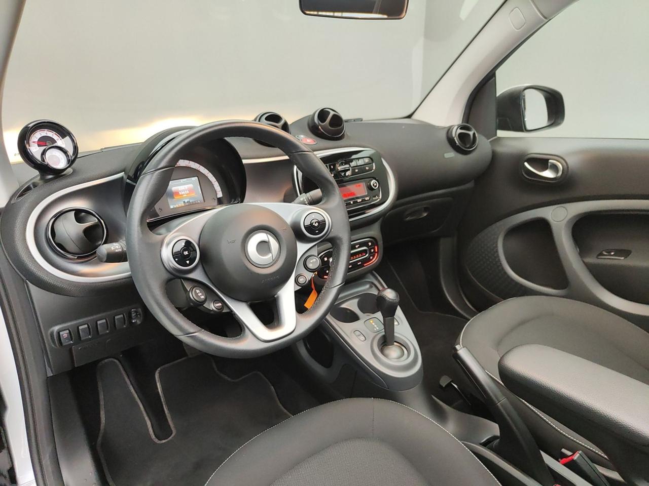 SMART Fortwo III 2015 Cabrio FORTWO CABRIO 1.0 70CV TWINMATIC PASSION