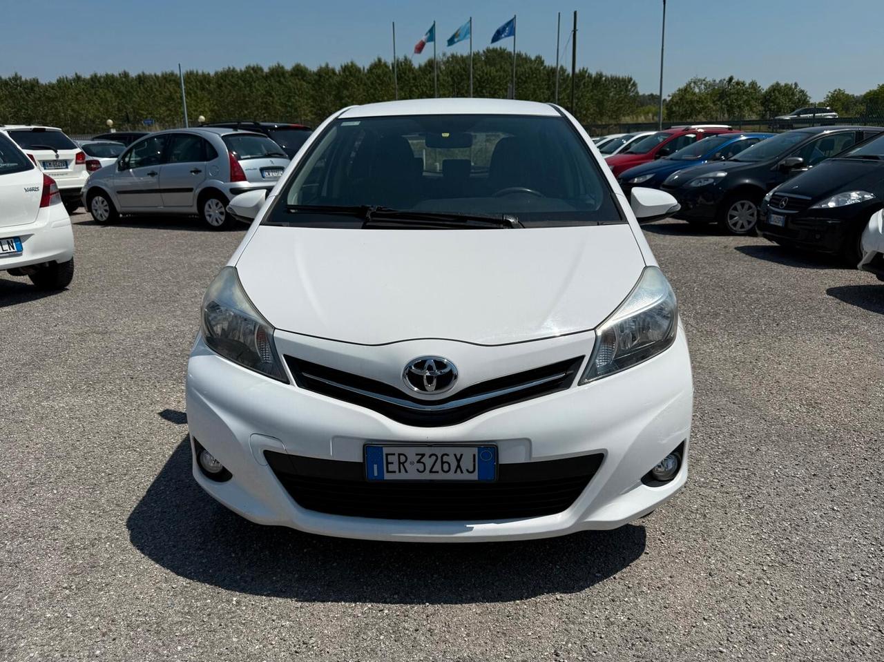 Toyota Yaris 1.0 5 porte Benz OK PER NEOPATENTATI