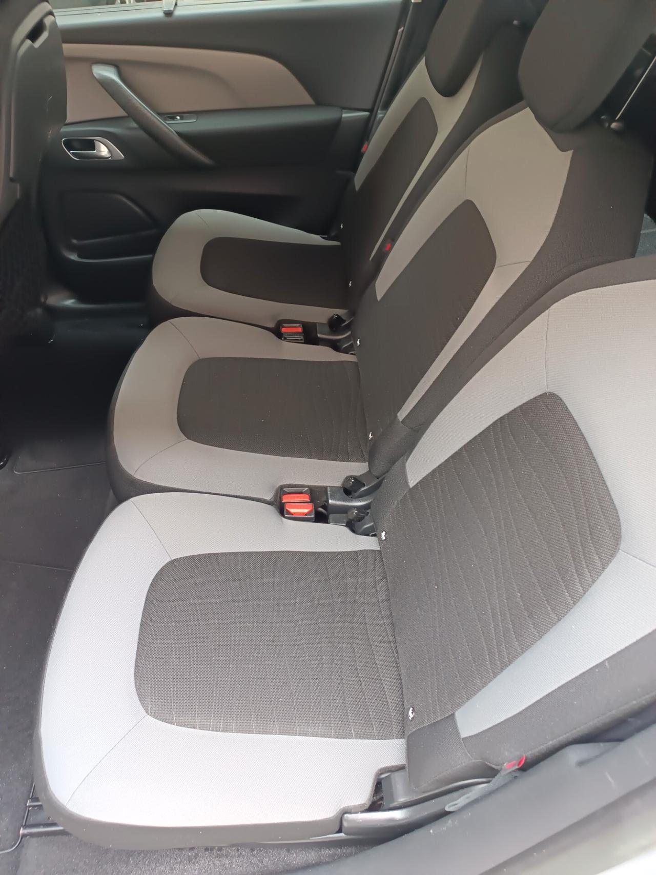 Citroen Grand C4 Picasso 1.6 e-HDi 115 Exclusive 7 POSTI