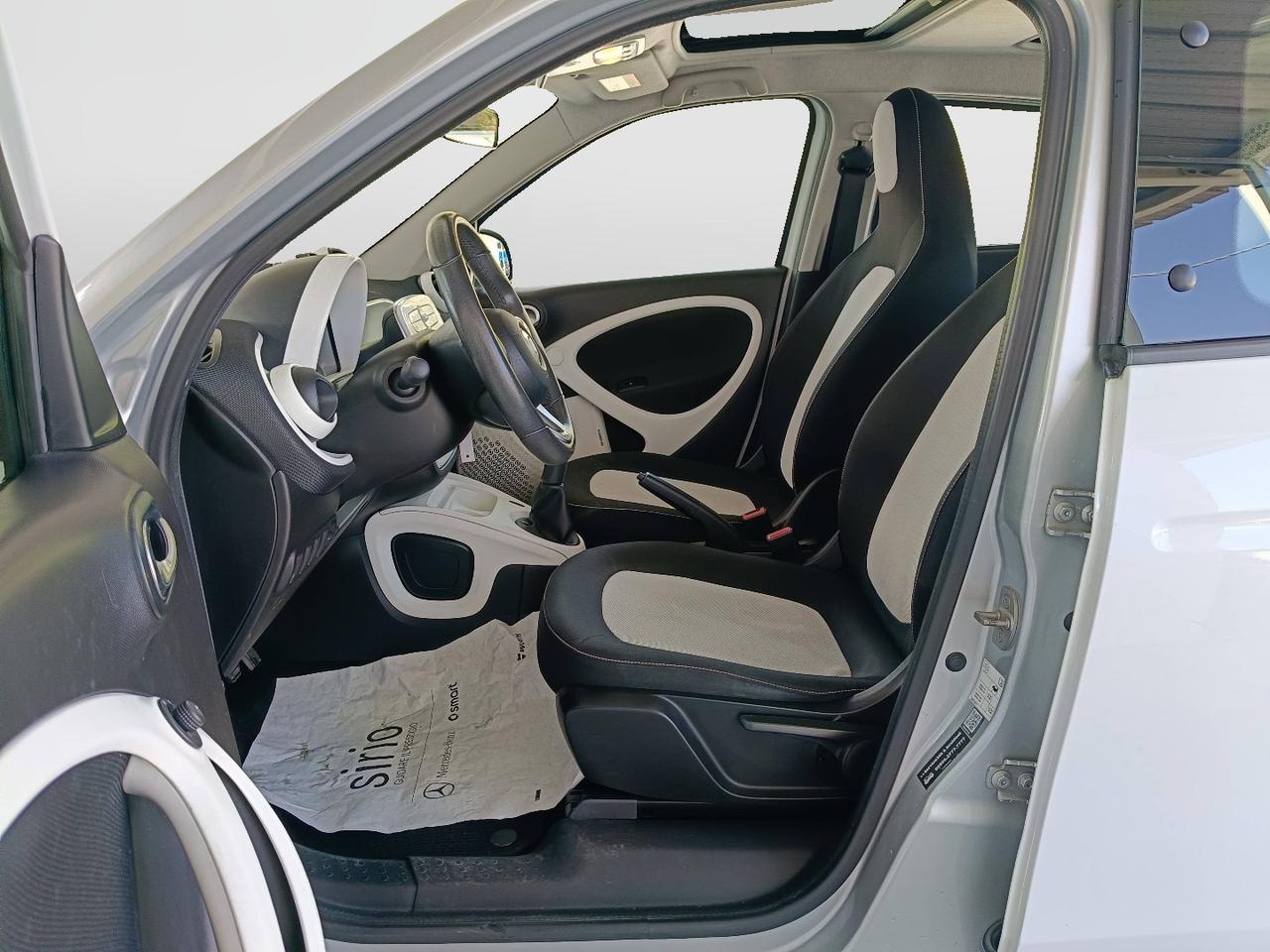 SMART Forfour II 2015 - Forfour 1.0 Passion 71cv