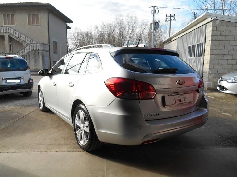 Chevrolet Cruze 1.7 Diesel Station Wagon LTZ