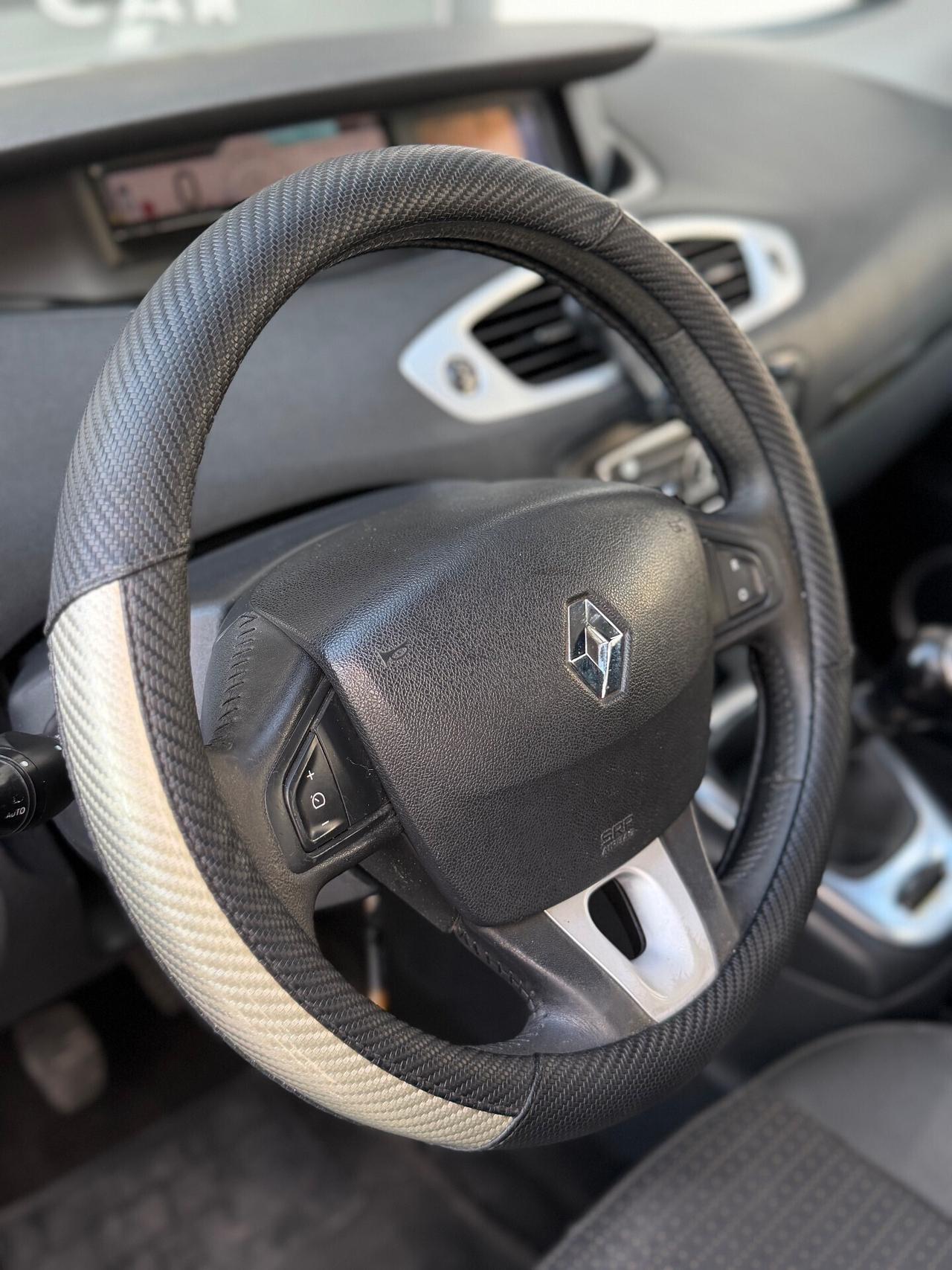 Renault Scenic Scénic X-Mod 1.5 dCi 110CV Luxe