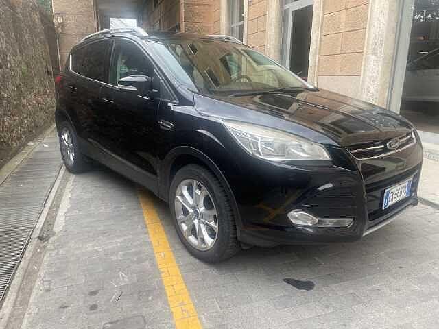 Ford Kuga 2.0 TDCI 150 CV S&S 4WD Powershift Titanium