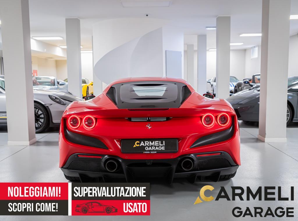 Ferrari F8 Tributo Coupe ITALIANA-IVA ESPOSTA-SEDILI RACING-VOLANTE CARBONIO