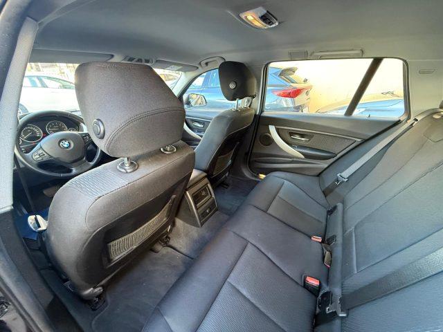 BMW 320 i Touring Business aut.