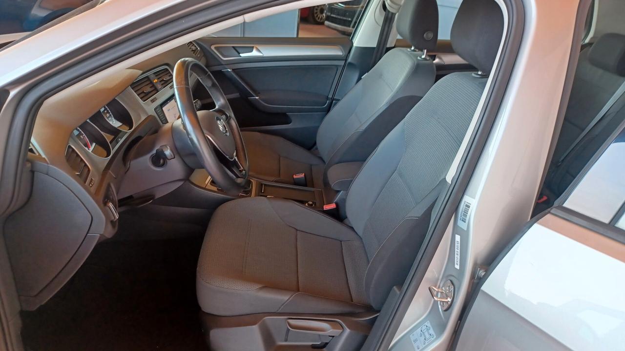 Volkswagen Golf Business 2.0 TDI 5p. Highline BlueMotion Technology
