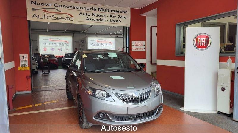 Lancia Ypsilon 1.0 FireFly 5 porte S&S Hybrid Platino