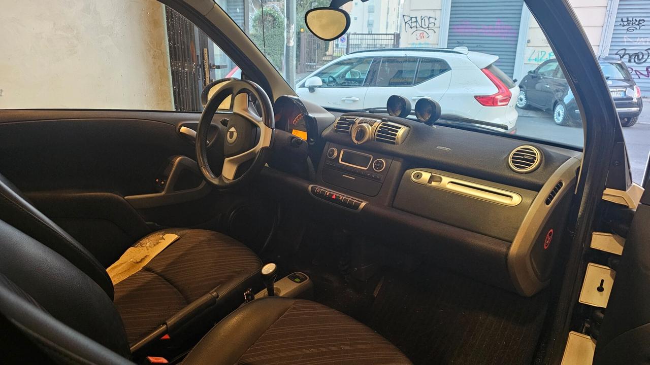 Smart ForTwo 1000 62 kW coupé pulse