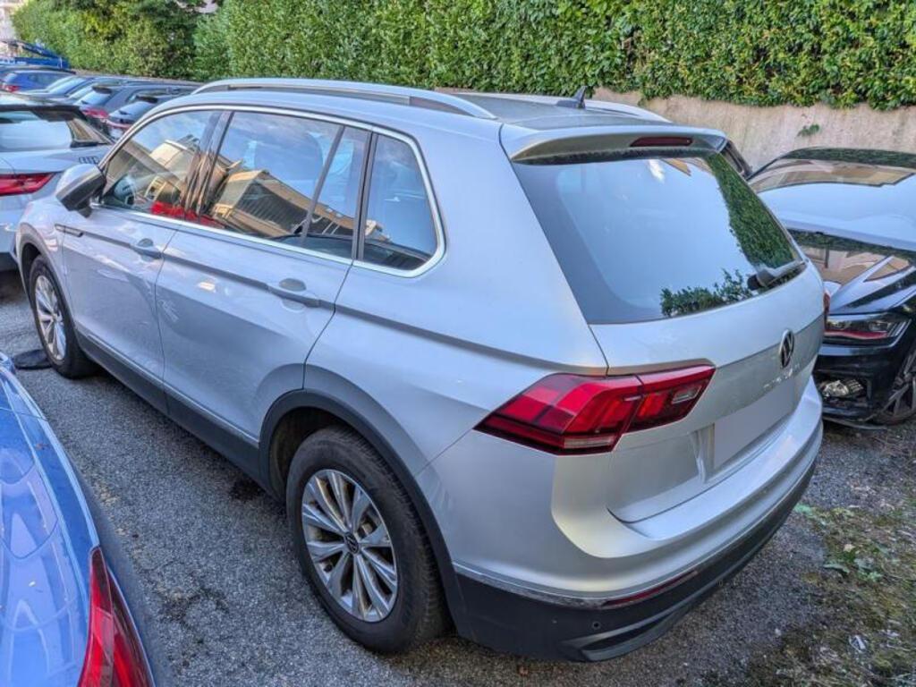 Volkswagen Tiguan 2.0 TDI Life Carplay, Ambient Light, Vetri oscurati