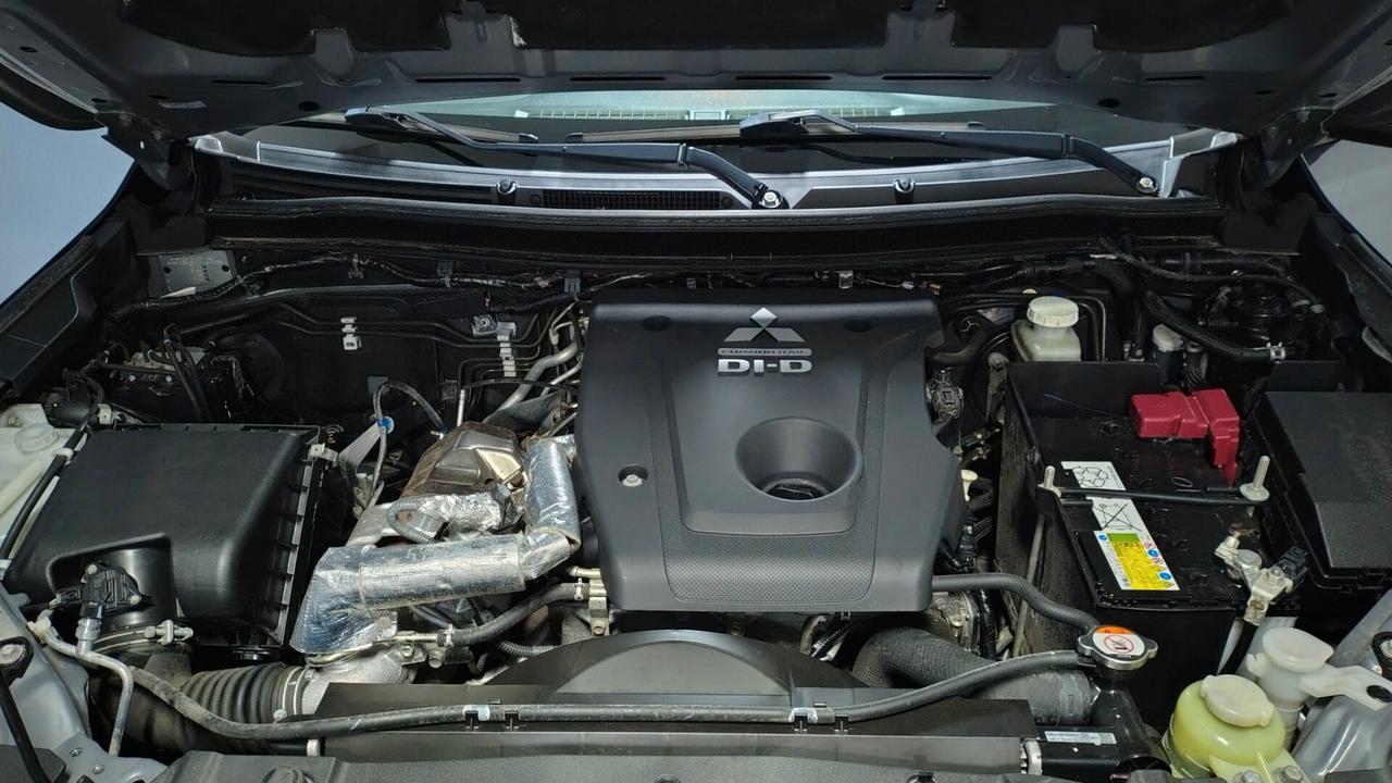 Mitsubishi L200 2.3 D Double Cab 4x4