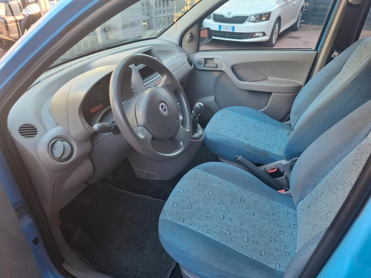 Fiat Panda 1.1 Active ok neopatentati