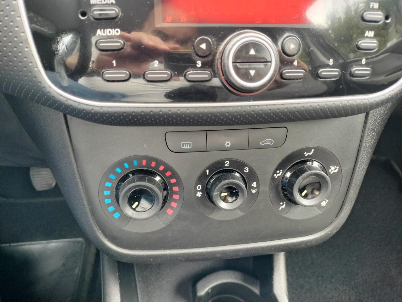 Fiat Punto Evo 1.3 Mjt 95 emotion 129.000km