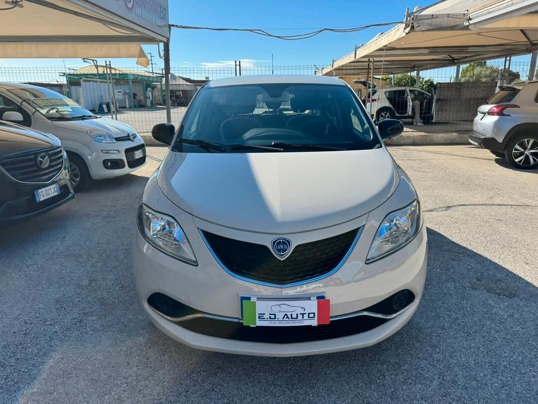 LANCIA YPSILON 1200BENZINA/GPL ECOCHIC UNICO PROPRIETARIO