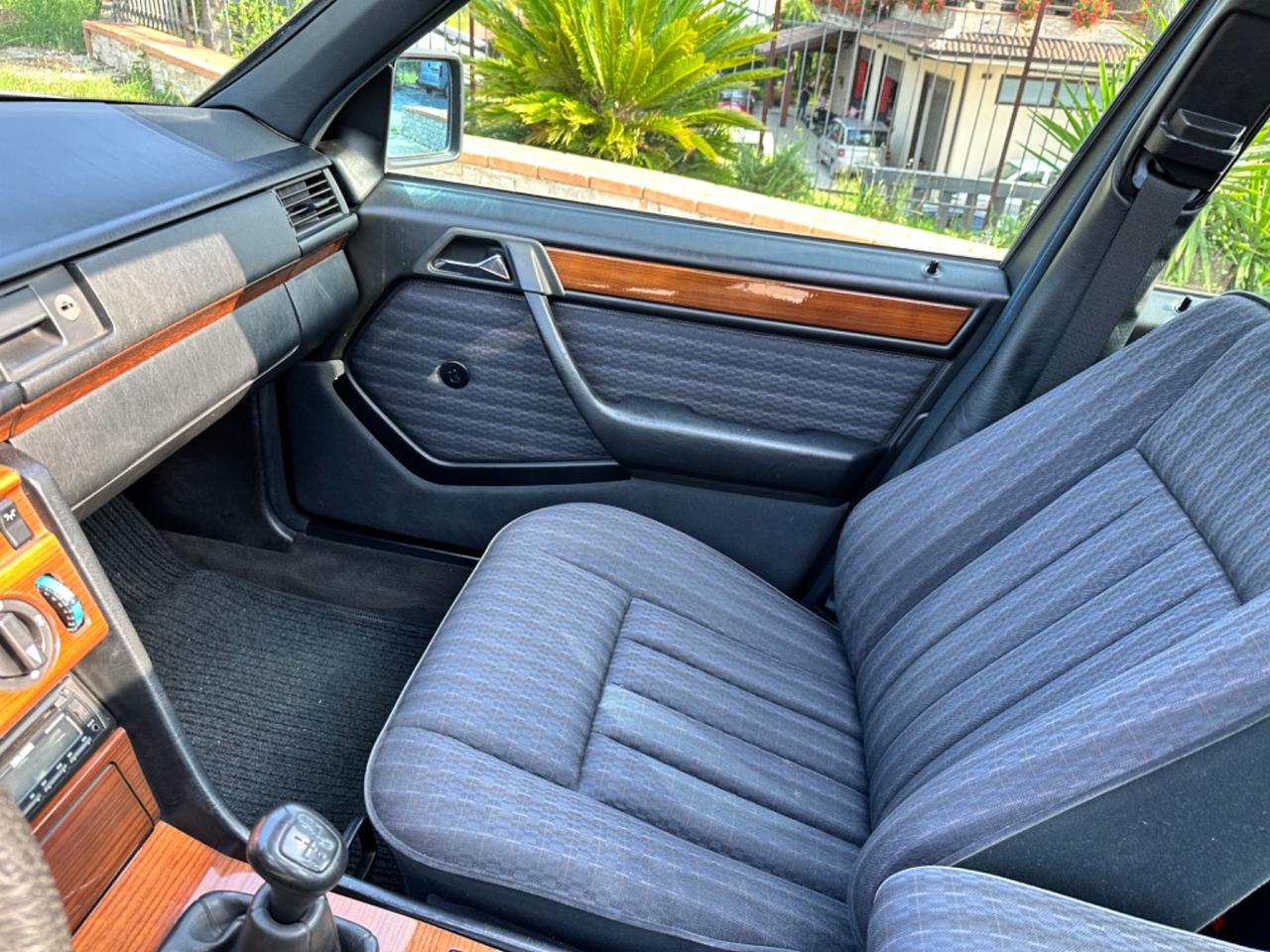 Mercedes w124 2.0 8 valvole gpl in perfetto stato