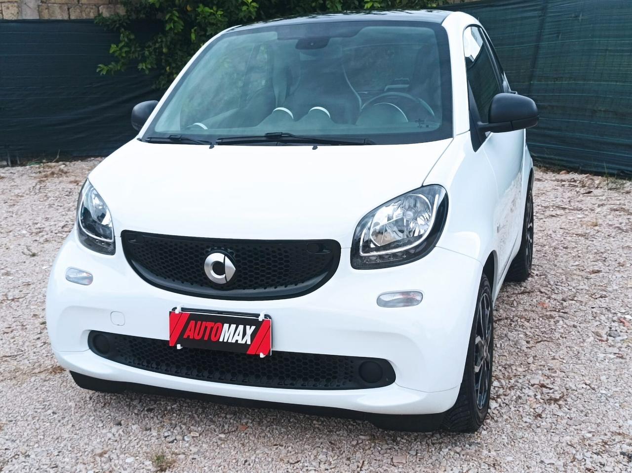 Smart ForTwo 70 1.0 black passion