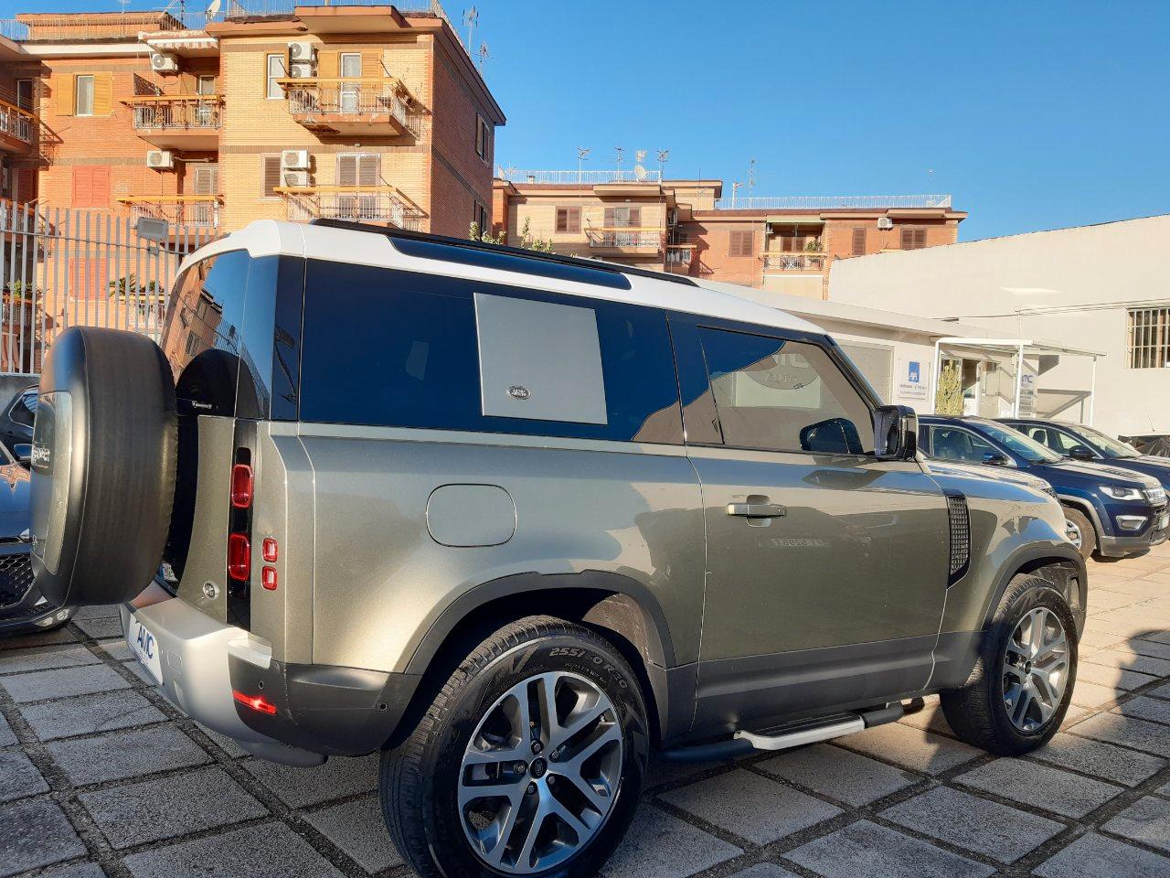 Land Rover Defender 90 3.0d i6 mhev X-Dynamic SE awd 200cv auto