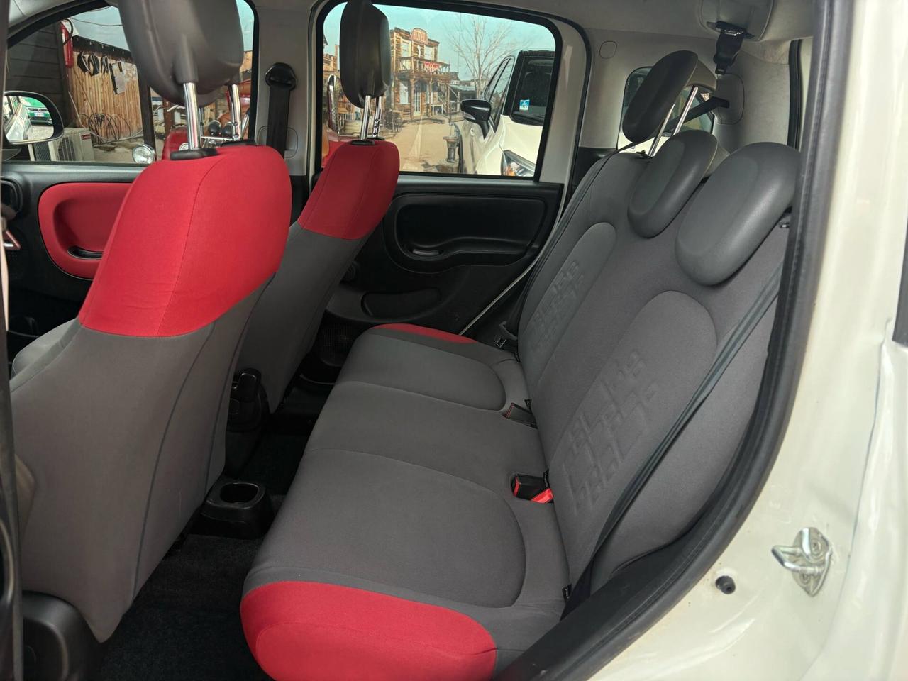 Fiat Panda 1.2 Lounge neopatentati