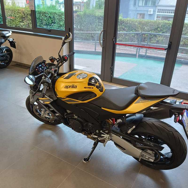 Aprilia Tuono V4 - 2025
