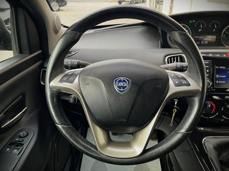 Lancia Ypsilon 1.2 69cv Gold