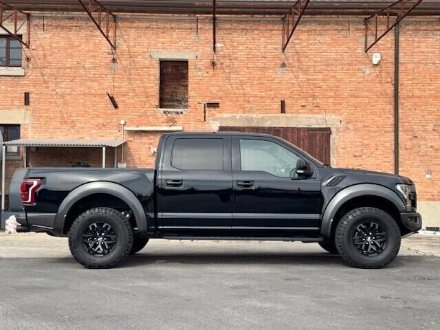 FORD F 150 RAPTOR SUPER CREW CAB