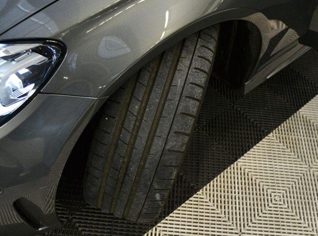 MERCEDES-BENZ C 200 Auto EQ-Boost Cabrio Premium Amg Uff.le Italia