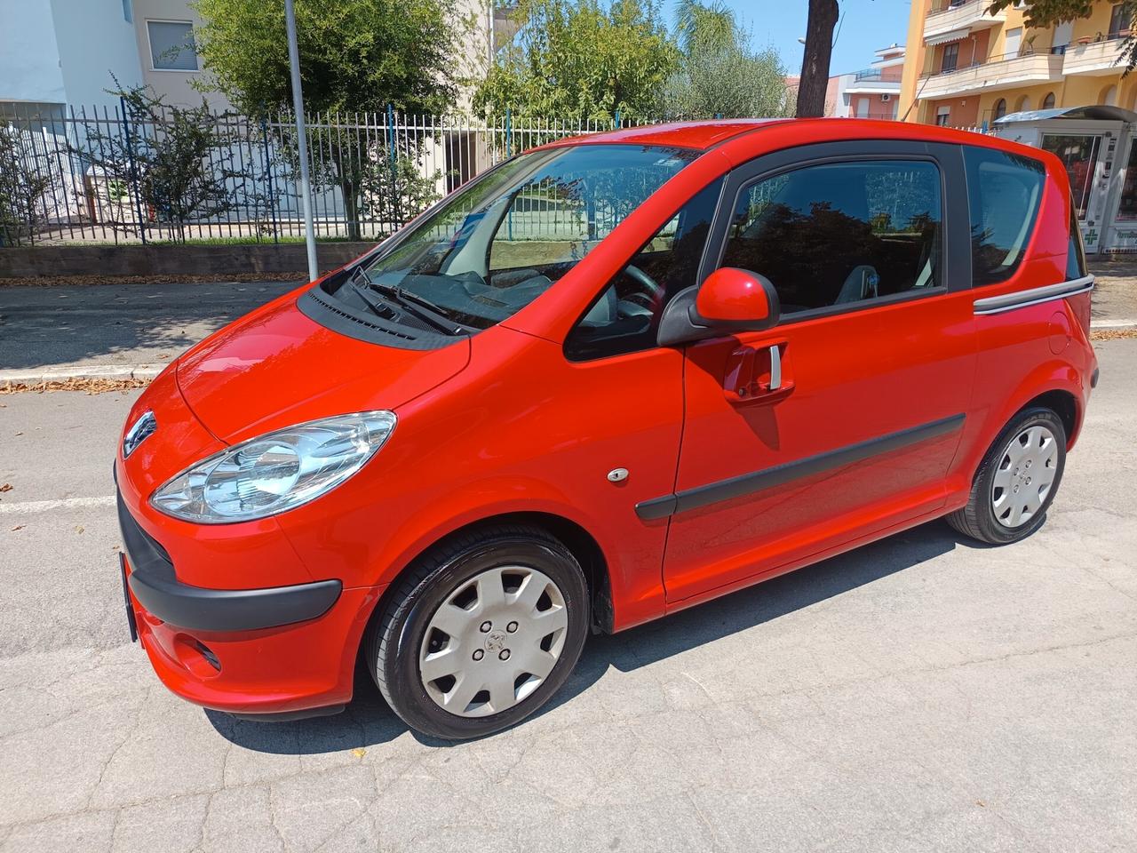 Peugeot 1007 1.4 HDi Sporty