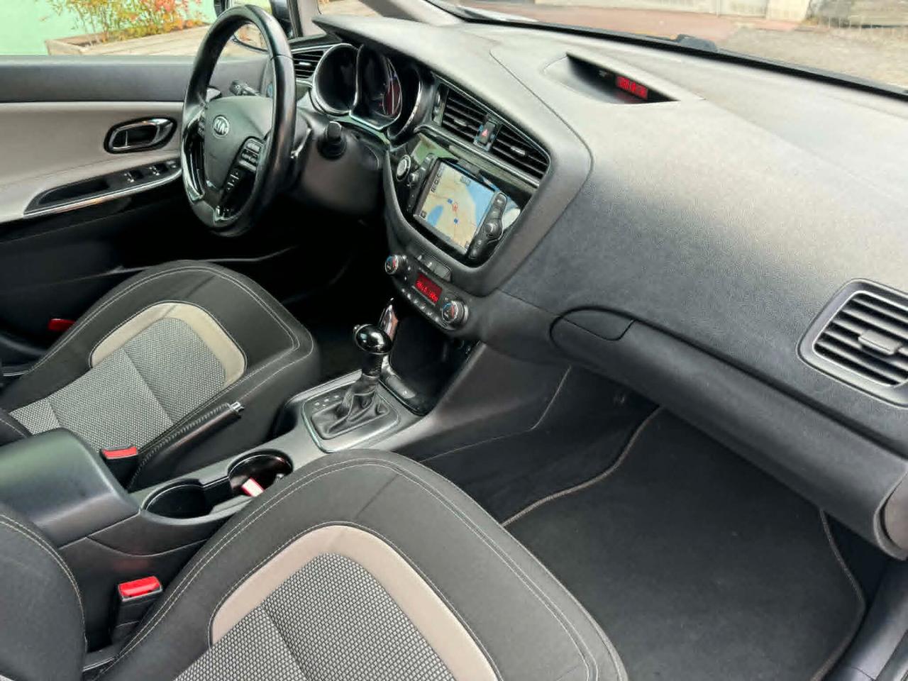 Kia Ceed cee'd 1.6 CRDi 136 CV DCT SW Cool