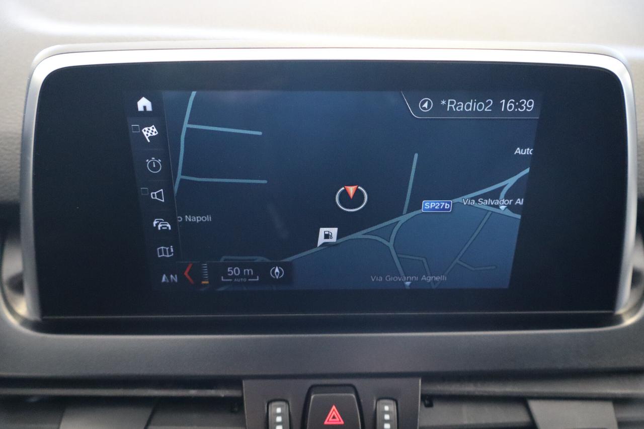 BMW 218 d ACTIVE TOURER ADVANTAGE - 218d