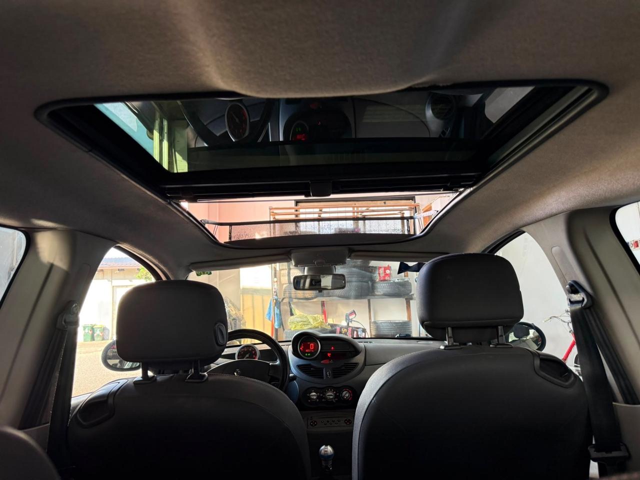 RENAULT TWINGO 1.2 TCE 16V GT – TETTO PANORAMICO APRIBILE