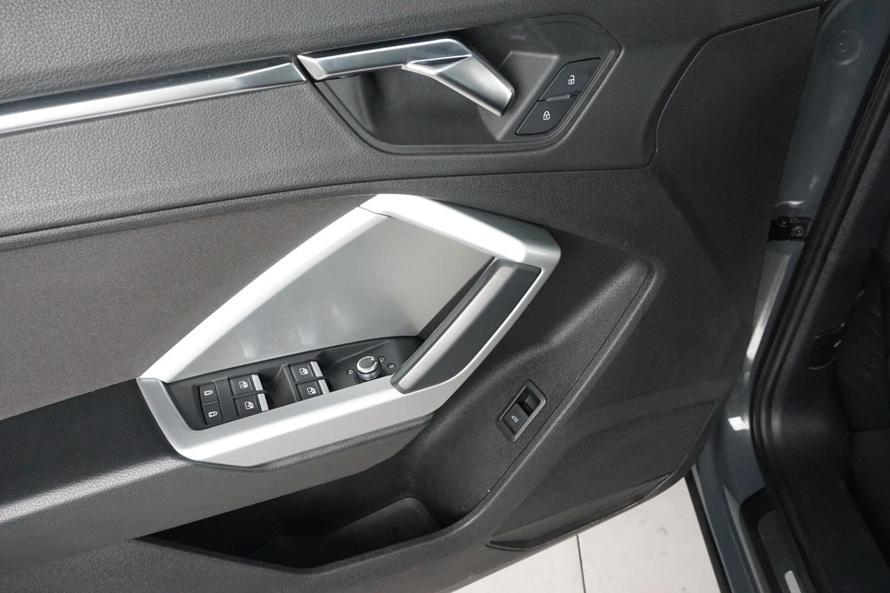 Audi Q3 35 TDI S tronic Business Advanced
