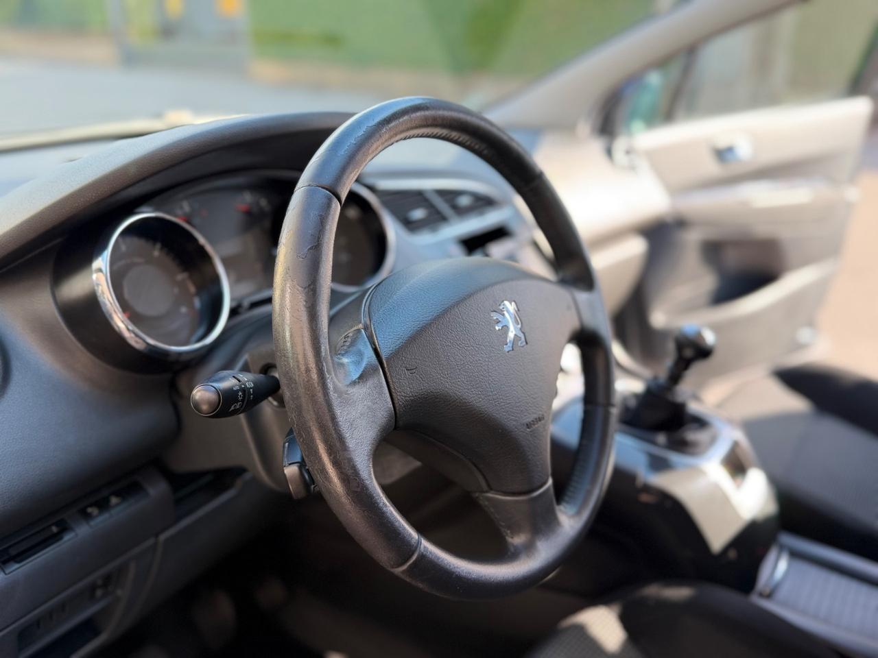 Peugeot 5008 2.0 HDi 163CV aut. Féline