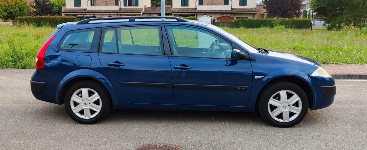 Renault Megane Mégane 1.6 16V 5 porte GPL Luxe Dynamique